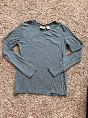 Long Sleeve Tee in Dusty Blue
